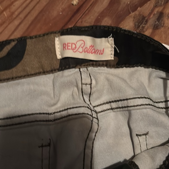 NWT Red Bottoms Camo Pants - Picture 2 of 6